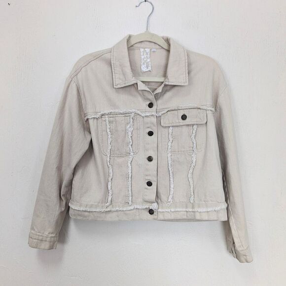 Sadie and Sage Women's Size Small Beige Denim Jacket Coat Distressed Accents - Picture 4 of 5